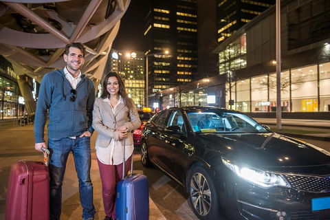 Cairns Airport (CNS) Departure Transfer (Port Douglas Hotels To Cairns Airport) - Tourism Caloundra 2