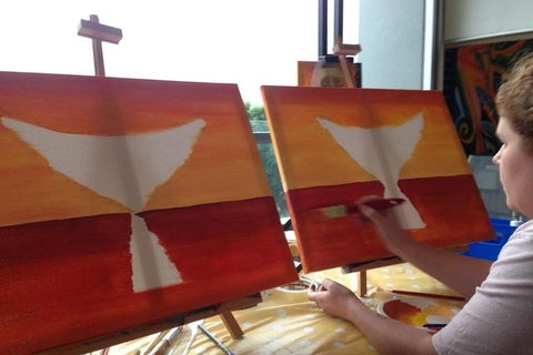 Paint And Sip Art Lessons - Tourism Caloundra 1