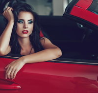 Luxury Brisbane Airport Transfers To and From Surfers Paradise for 4 Person - Tourism Caloundra