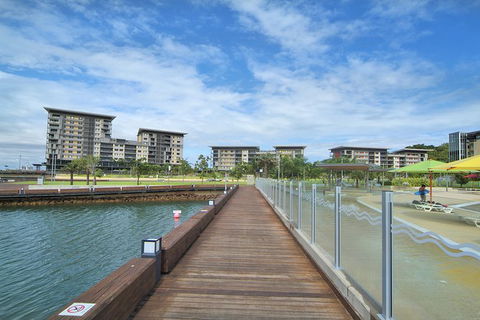 Darwin Hop-on Hop-off Bus Tour - Tourism Caloundra 10
