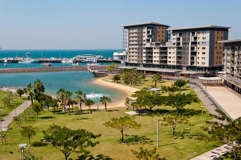Darwin Hop-on Hop-off Bus Tour - Tourism Caloundra 4