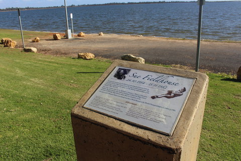 Barmera Aquatic Sporting Pioneers - Tourism Caloundra 0