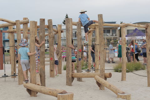 Bristow Smith Reserve Nature Playspace - Tourism Caloundra 0