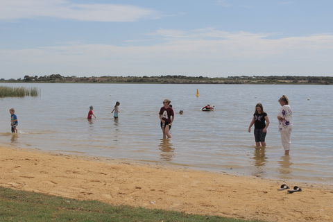 Bristow Smith Reserve Nature Playspace - Tourism Caloundra 1