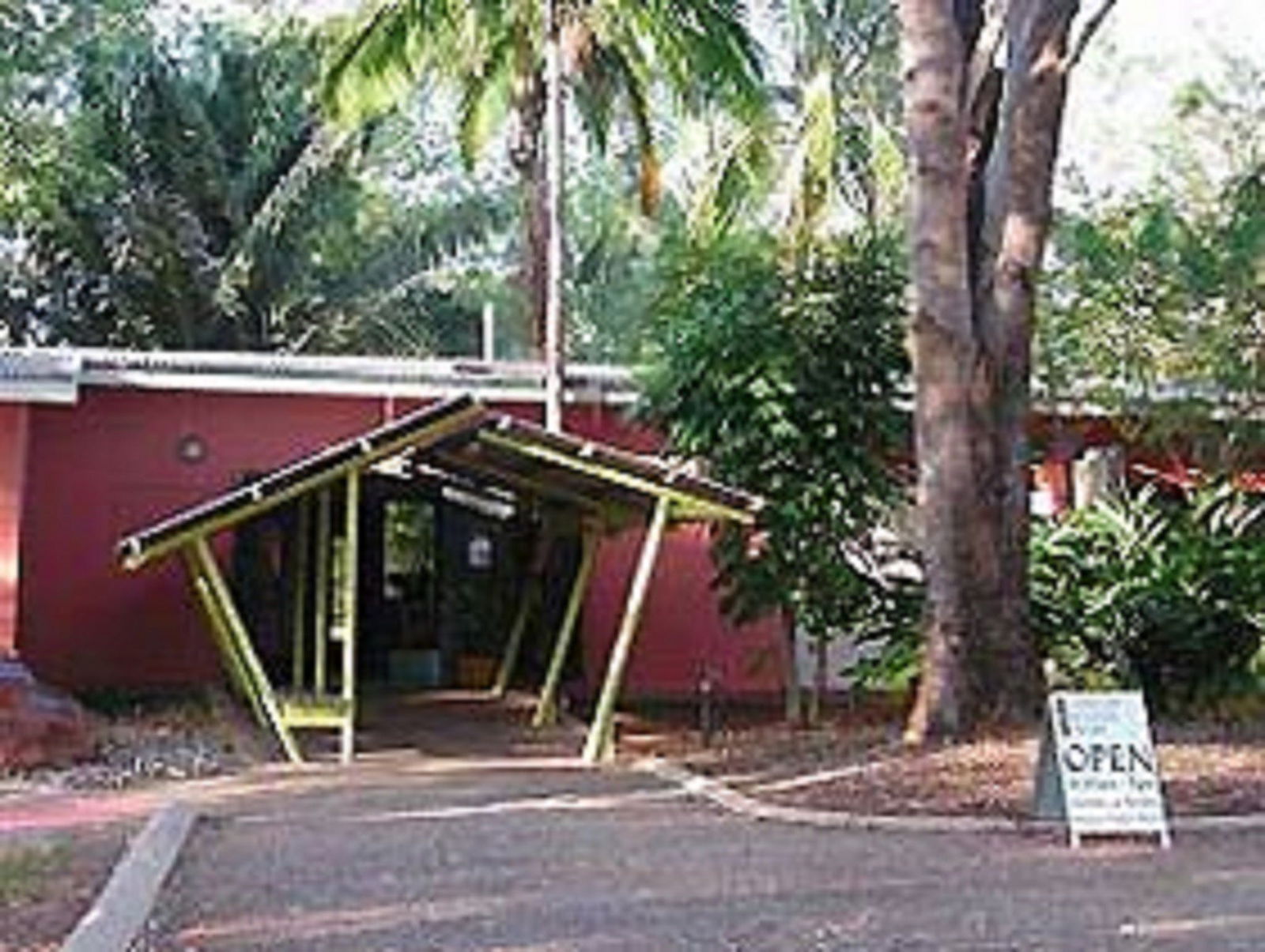 Batchelor NT Tourism Caloundra