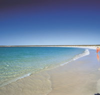 Gnaraloo Bay - Tourism Caloundra