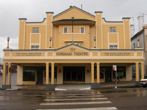 Gundagai's Architectural Heritage Walk - Tourism Caloundra 2