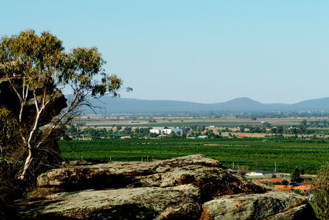 Hermit's Cave And Lookout - Tourism Caloundra 0