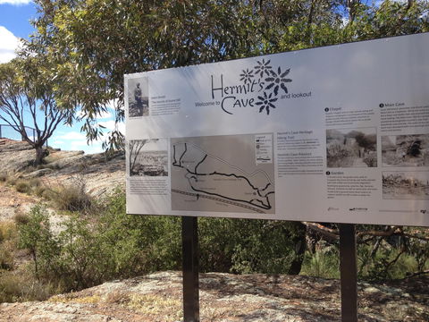 Hermit's Cave And Lookout - Tourism Caloundra 1