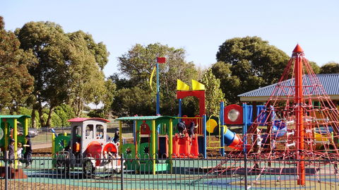 Millicent Mega Playground In The Domain - Tourism Caloundra 2
