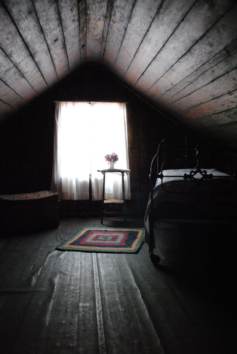 Portable Iron Houses - Tourism Caloundra 2