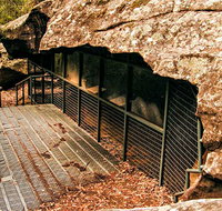 Red Hands Cave Walking Track - Blue Mountains National Park - Tourism Caloundra