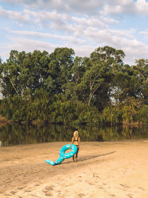 Riverside:  Wagga Beach - Tourism Caloundra 2