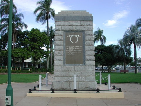 Sandgate War Memorial Park - Tourism Caloundra 0
