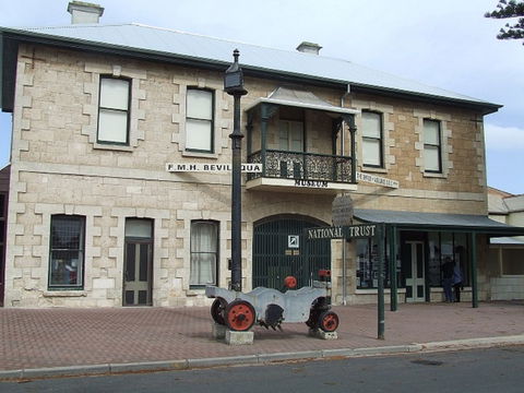 The Old Wool And Store Grain Museum Beachport - Tourism Caloundra 1