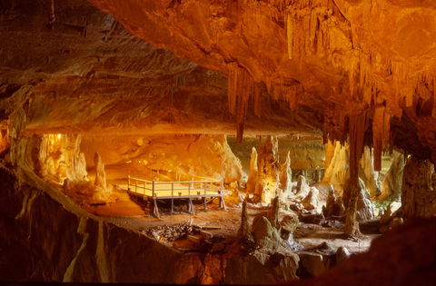 Abercrombie Caves - Tourism Caloundra 0