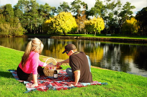 Bells Parade Reserve - Tourism Caloundra 2
