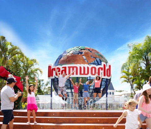 Dreamworld - Tourism Caloundra 0