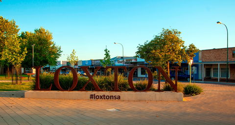 East Terrace, Loxton - Tourism Caloundra 0