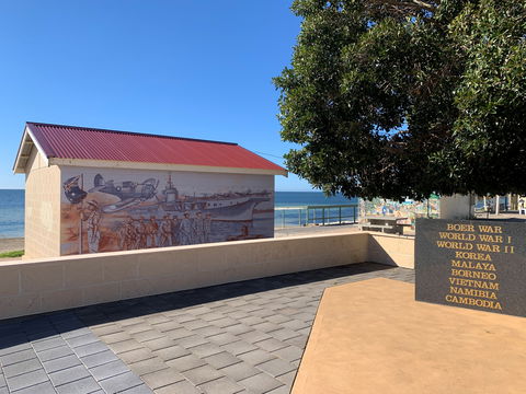 Stansbury Foreshore Murals - Tourism Caloundra 2