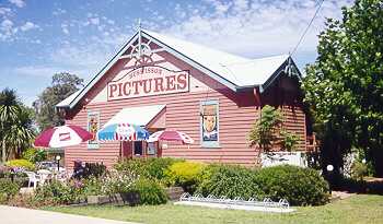 Huskisson Pictures - Tourism Caloundra 1