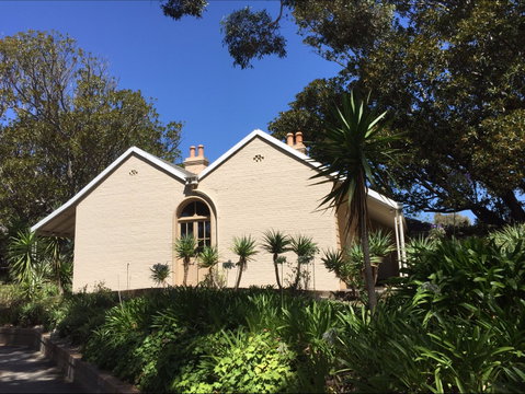 Black Rock House - Tourism Caloundra 2
