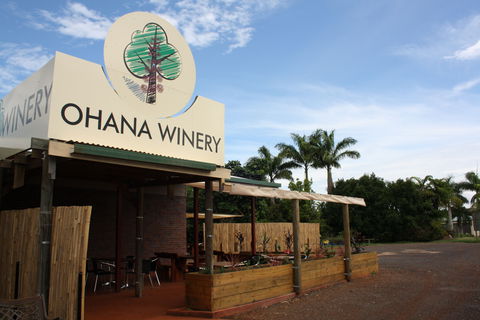 Childers Wine Trail - Tourism Caloundra 0