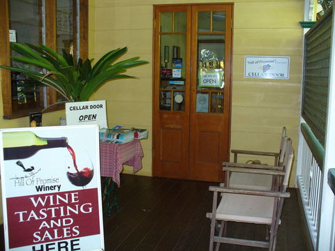 Childers Wine Trail - Tourism Caloundra 2