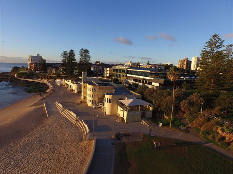 Cronulla Beach - Tourism Caloundra 2