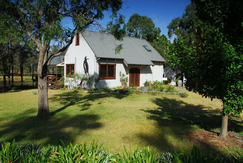 Gartelmann Wines Cellar Door - Tourism Caloundra 0