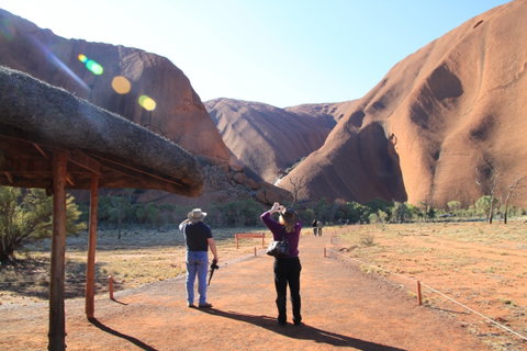 Kuniya Walk To Mutitjulu Waterhole - Tourism Caloundra 0