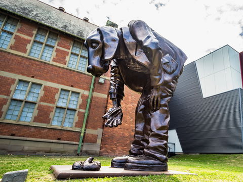 Maitland Regional Art Gallery - Tourism Caloundra 1