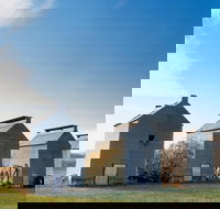 Myrtleford to Porepunkah 24km - Tourism Caloundra