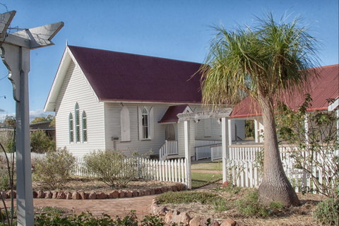 Ringsfield House, Nanango - Tourism Caloundra 2