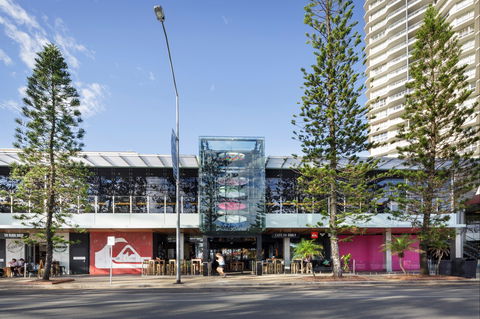 The Strand At Coolangatta - Tourism Caloundra 0