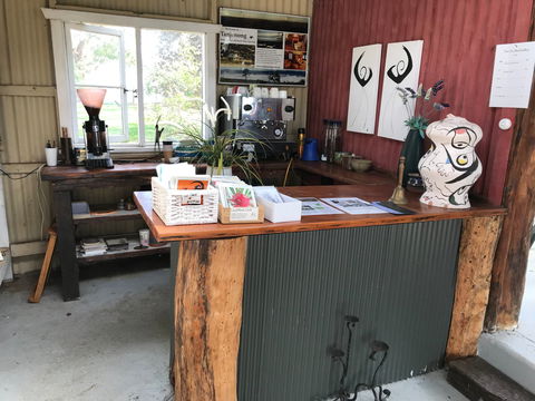 Tin Shed Gallery - Tourism Caloundra 1