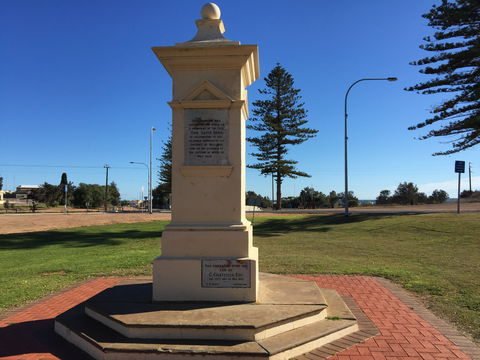 Bews Memorial, Wallaroo - Tourism Caloundra 0