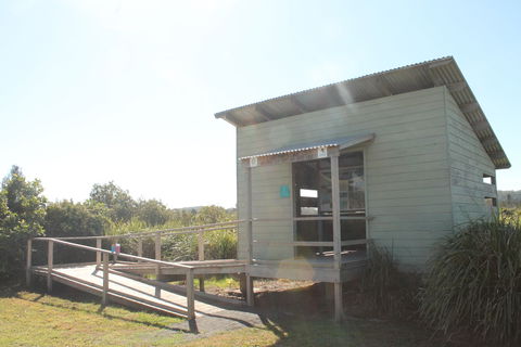 Boyters Lane Bird Hide - Tourism Caloundra 1