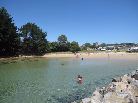 Bruce Steer Pool - Tourism Caloundra 0