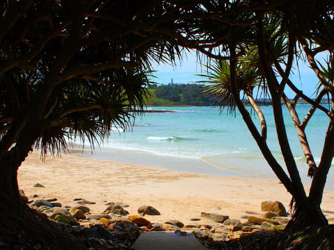 Convent Beach - Tourism Caloundra 0