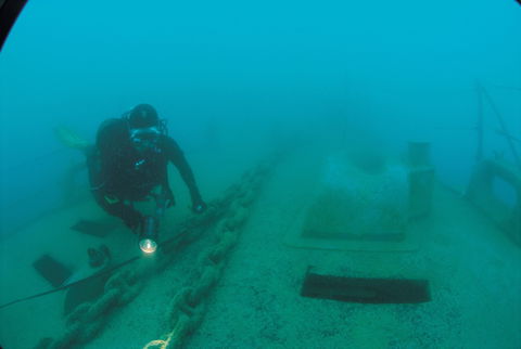 Ex HMAS Hobart Dive Site - Tourism Caloundra 1