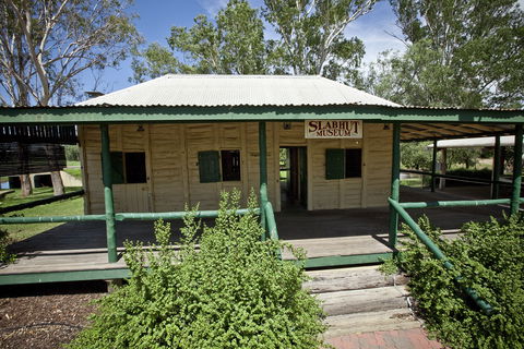 Lenroy Slab Hut - Tourism Caloundra 0