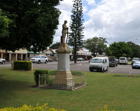 Miriam Vale War Memorial - Tourism Caloundra 0
