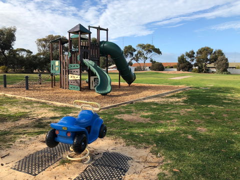 New Town Playground - Tourism Caloundra 0