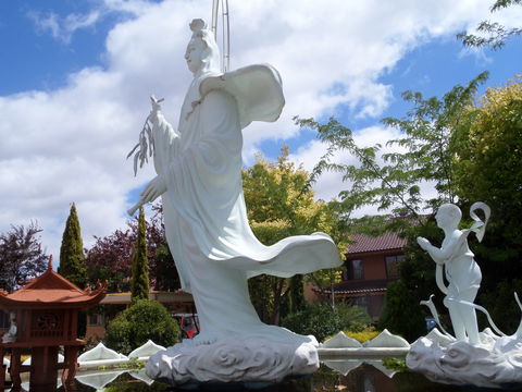 Sakyamuni Buddhist Centre/Van Hanh Monastery - Tourism Caloundra 0