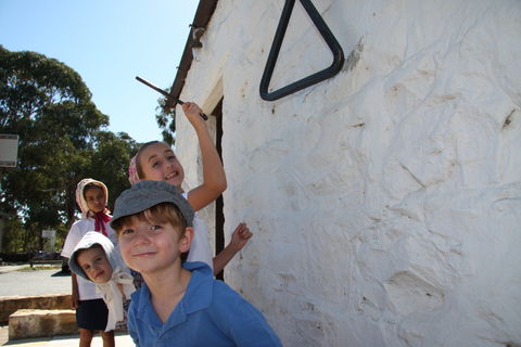 St John's Schoolhouse Museum - Tourism Caloundra 2