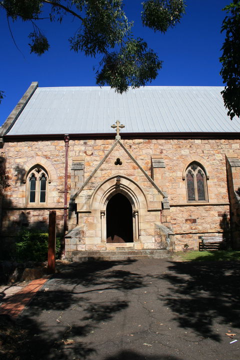 St Marys Anglican Church, Memorial Chapel - Tourism Caloundra 2