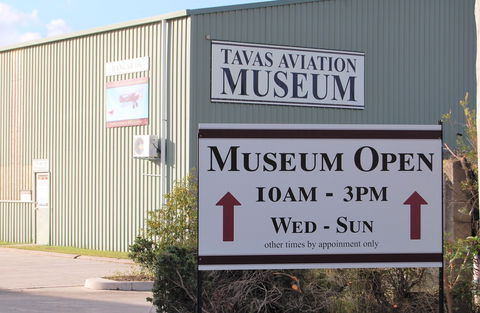The Australian Vintage Aviation Society Museum - Tourism Caloundra 2