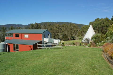 The Quiet Cone - Sound & Relaxation Centre - Tourism Caloundra 0