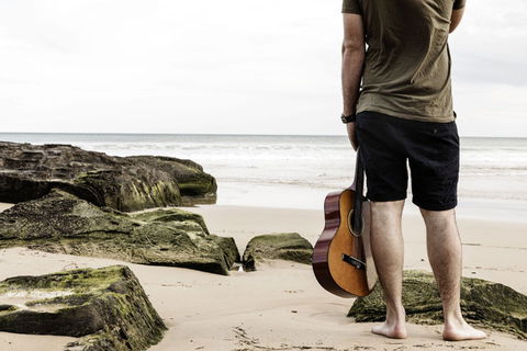 Apollo Bay Radio 87.6 FM - Tourism Caloundra 1